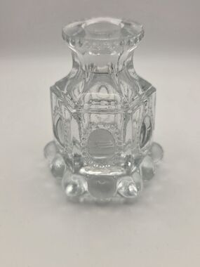 VTG L.E. Smith Heavy Clear Beaded Medallion Glass Perfume Bottle w/o Stopper